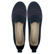 Black cloth shoes for women's new spring and summer breathable flying woven mesh shoes with shallow