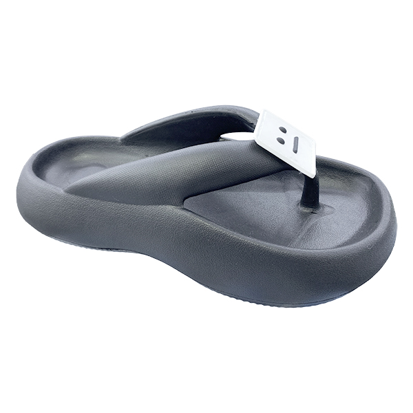 Smiling face thick soled flip flops sandals are lightweight and breathable daily shoes that can be worn on the beach