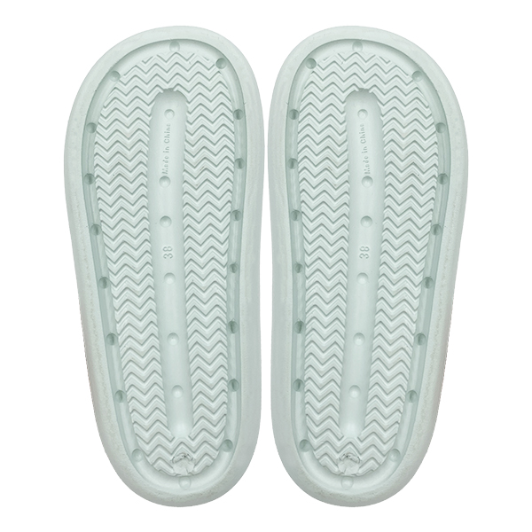 Light blue EVA thick soled sandals for women's summer outdoor wear with a sense of stepping on feces suitable for indoor home use and anti slip