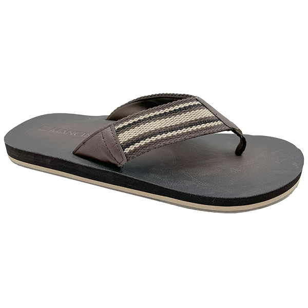 New men's flip flops with a sense of stepping on poop wearing trendy brand sandals and beach shoes for outdoor wear