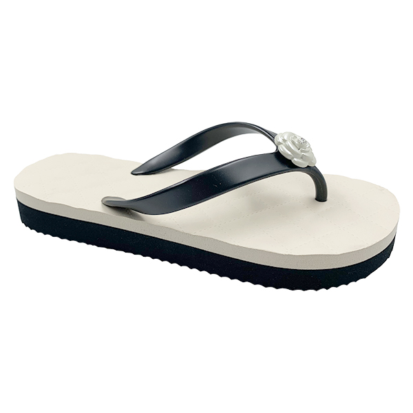 Exquisite camellia diamond grid comfortable thick bottom clip on foot beach versatile flip flops for women