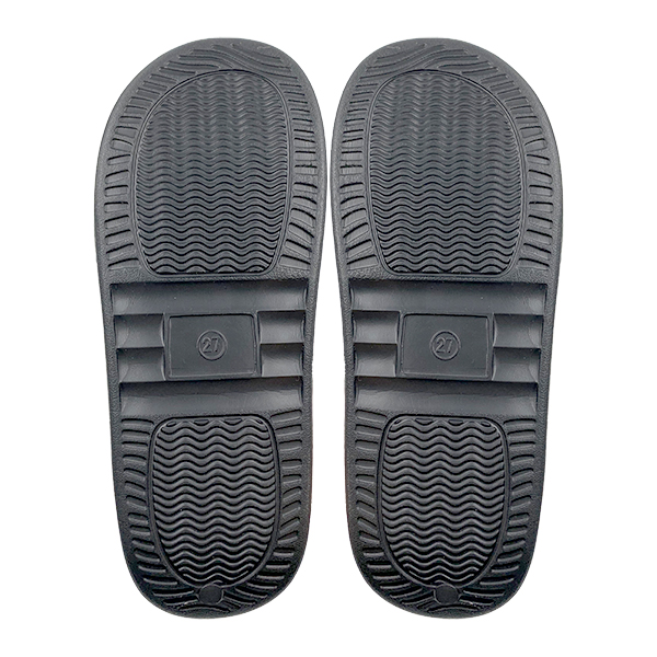 New slippers for men in summer anti slip one-piece drag beach trend fashionable and cool slippers