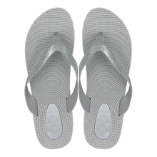 Beach flip flops women's summer new waterproof European seaside Fried Dough Twists holiday flip flops