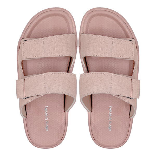 Pink women's thick soled two character sandals for casual daily wear lightweight and breathable suitable for outdoor beach wear