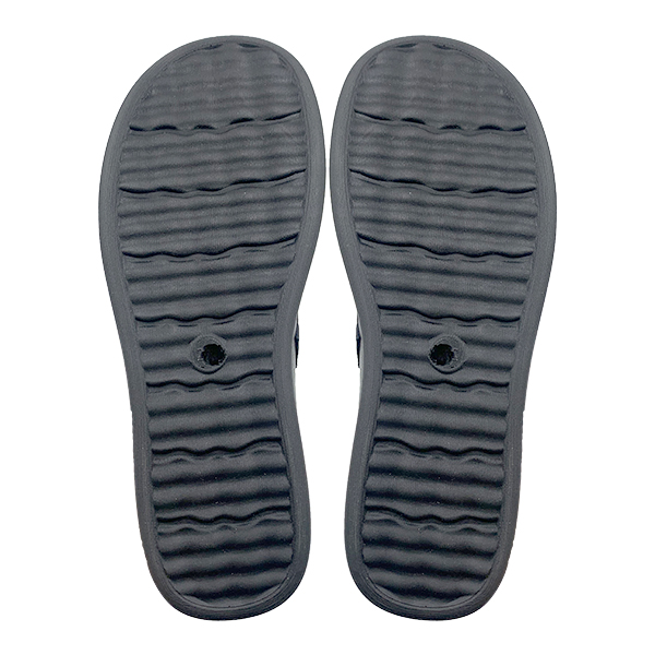 New women's fashionable belt buckle casual shoes with simple and solid color single shoes