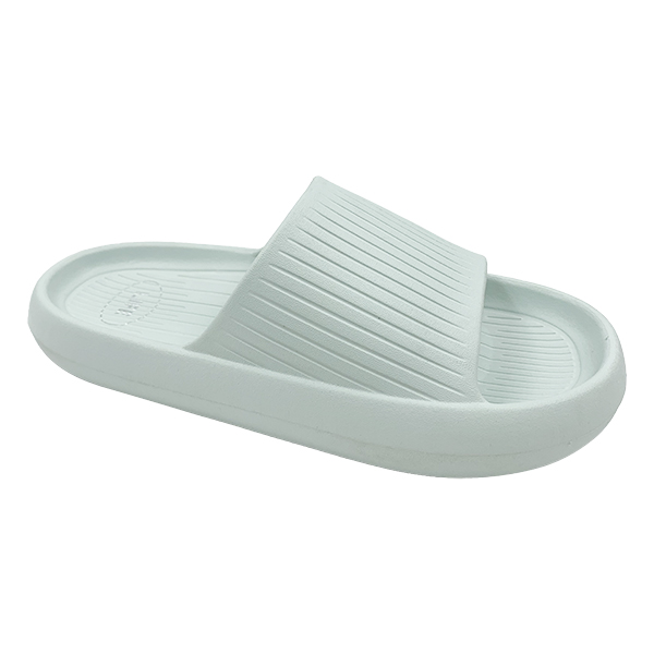 Light blue EVA thick soled sandals for women's summer outdoor wear with a sense of stepping on feces suitable for indoor home use and anti slip