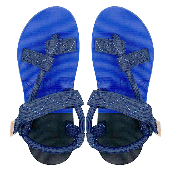 Thick soled flip flops sandals for men wearing two pairs of slippers slip resistant and fashionable new Vietnamese beach shoes for outerwear