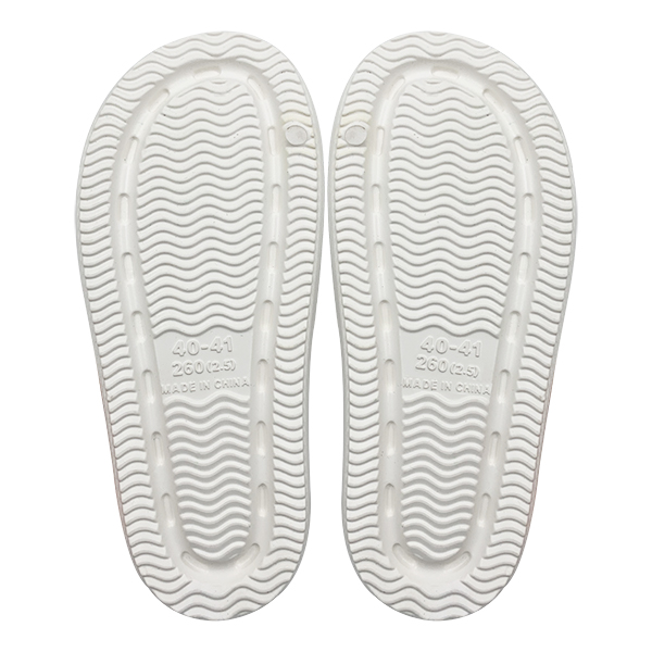 New style of fashionable white slippers for girls with a sense of stepping on poop suitable for summer outdoor wear and home anti slip straight drag