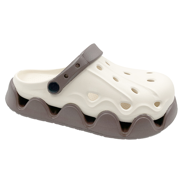 Baotou slippers for men in summer thick soled non slip lightweight sports and leisure sandals dual-use driving hole beach shoes