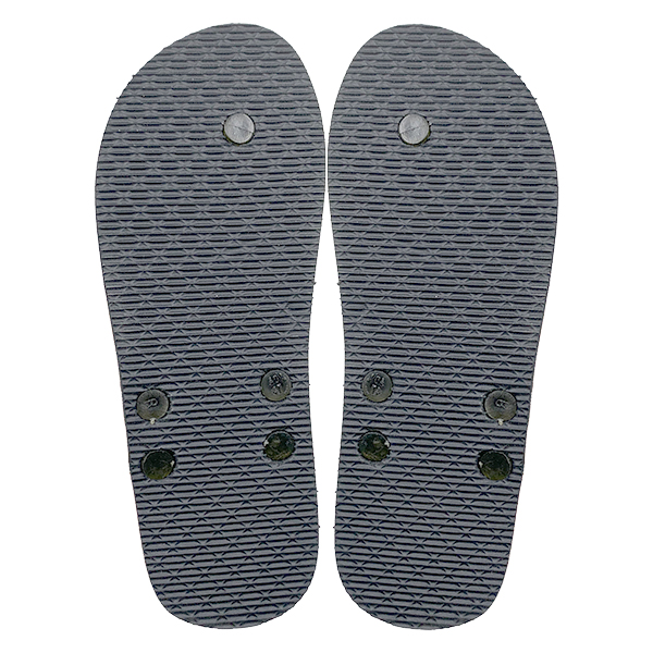 Summer beach slippers outdoor anti slip soft soled fashionable sandals anti slip and durable flip flops for men