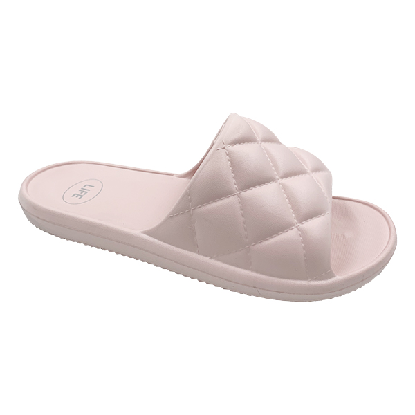 New style of fashionable pink slippers for girls with a sense of stepping on poop suitable for summer outdoor wear and home odor prevention