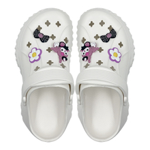 New thick soled two hole shoes for wearing on the outside cool slipper casual cute cartoon sandals