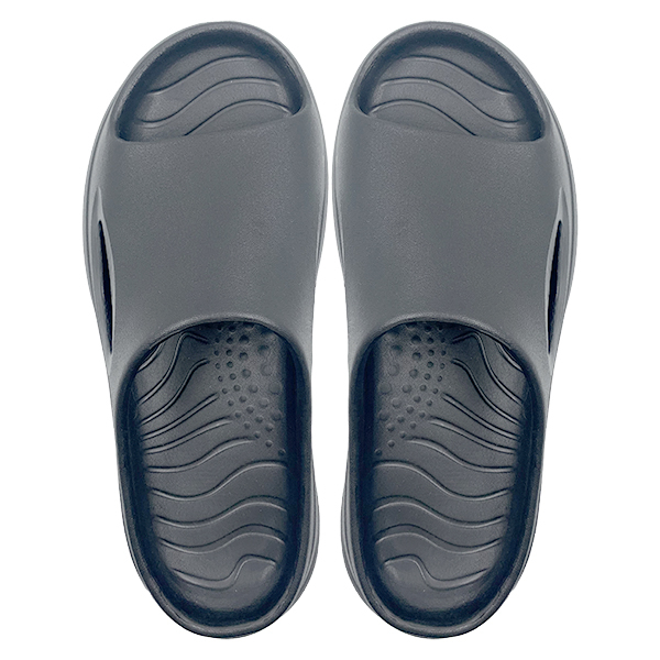 Men's trendy summer home slippers with anti slip thick bottom and EVA non smelly feet for wearing cool slippers outside