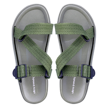 Military green sandals for men's casual and comfortable daily versatile shoes lightweight and breathable beach sandals