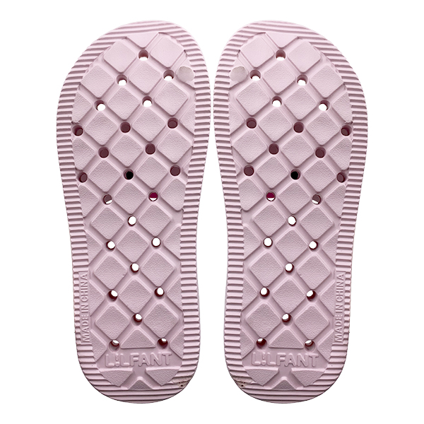 EVA integrated cartoon bathroom slippers with water leakage anti slip soft bottom and breathability