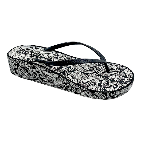 New casual and fashionable sandals for women simple and fashionable versatile flip flops