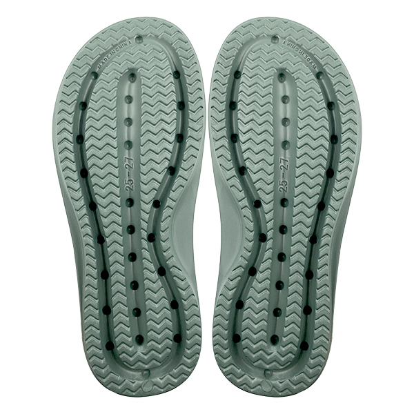 Men's simple and fashionable slippers for outdoor and indoor use anti slip wear-resistant and odorless feet cool slippers