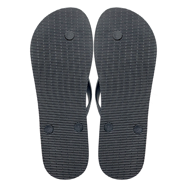 New men's flip flops with soft sole casual clip on slippers anti slip fashionable beach design