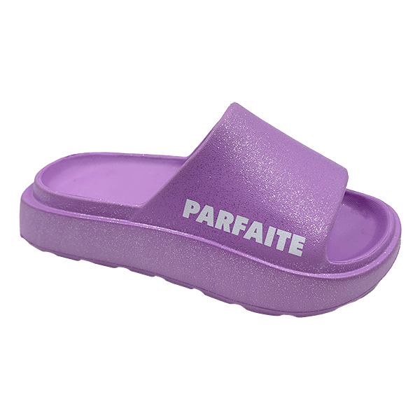 Men's and women's cool slippers with a sense of stepping on poop summer outdoor wear indoor bathroom couple's non slip thick soled slippers