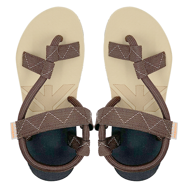 Thick soled flip flops sandals for men wearing two pairs of slippers slip resistant and fashionable new Vietnamese beach shoes for outerwear