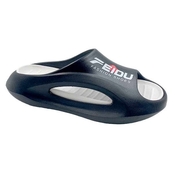 New thick soled perforated shoes for men and women suitable for outdoor wear on the beach with anti slip toe caps and height increasing sandals