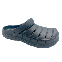 Thick soled perforated shoes for men and women for summer wear 2025 new seaside beach anti slip toe cap height increasing cool slippers