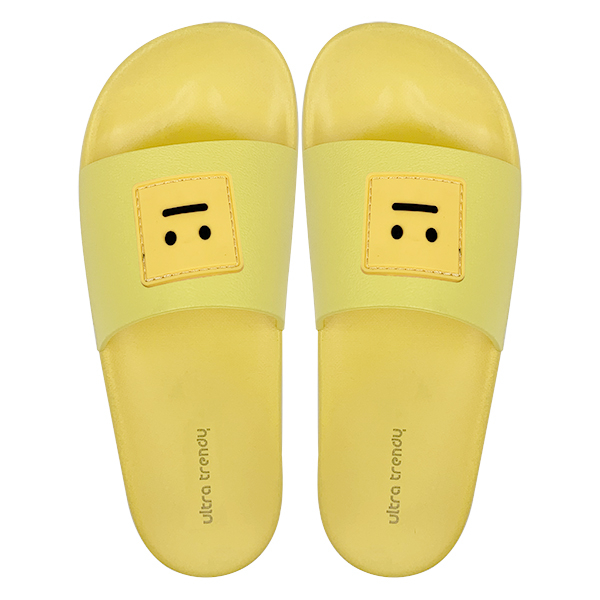 Cute smiling face yellow one-piece slippers that can be worn externally simple women's shoes slippers