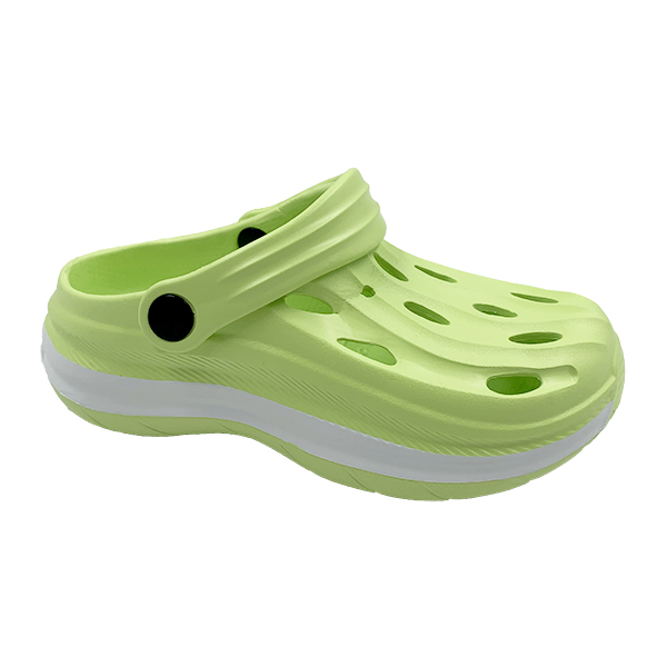 EVA hole shoes for boys and girls summer new style outdoor wear height increasing beach slippers