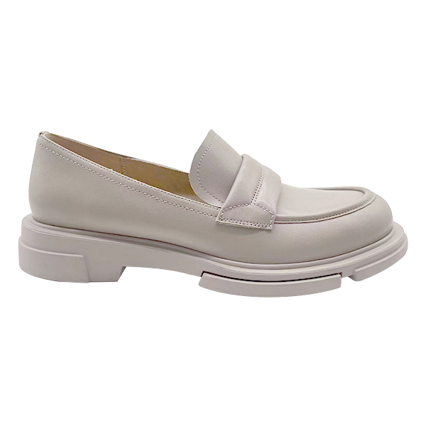 Little Leather Shoes for Women New Spring Thick soled Sponge Cake Shining Face British loafers Soft soled Shoes