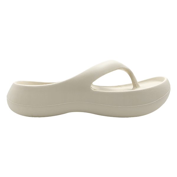 Women's beige thick bottom flip flops for summer wear non slip casual versatile beach sandals