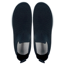 Men's and women's shoes black mesh surface one foot lazy fly woven lightweight casual sports shoes