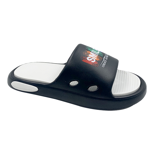 Trendy brand slippers for men new style for wearing on the outside with thick bottom EVA beach shoes in a straight drag
