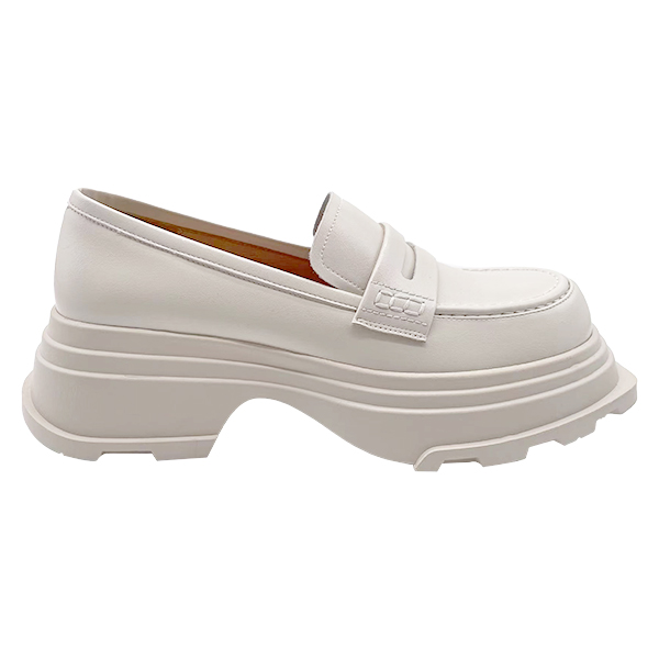 Little Leather Shoes for Women New Spring Thick soled Sponge Cake Shining Face British loafers Soft soled Shoes