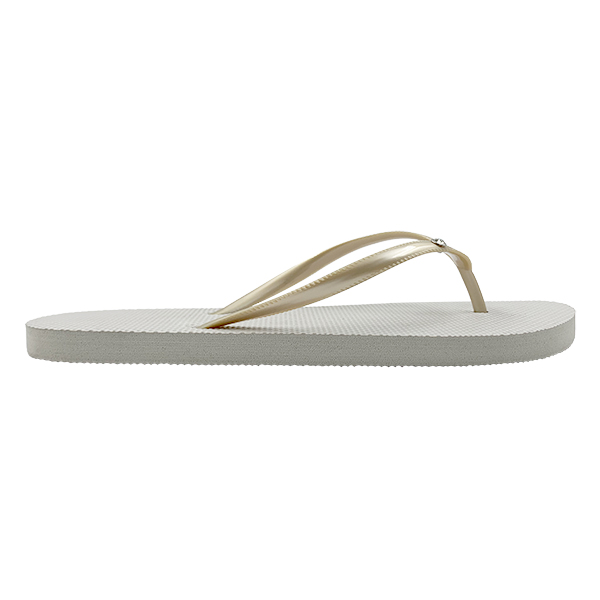 New flip flops for women in summer beach shoes for outdoor wear clip on sandals casual and versatile