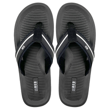 New men's flip flops with a sense of stepping on poop wearing trendy brand sandals and beach shoes for outdoor wear