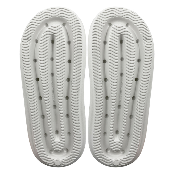 New EVA men's slippers with a high-end feel anti slip and deodorizing thick bottom suitable for home wear and flip flops