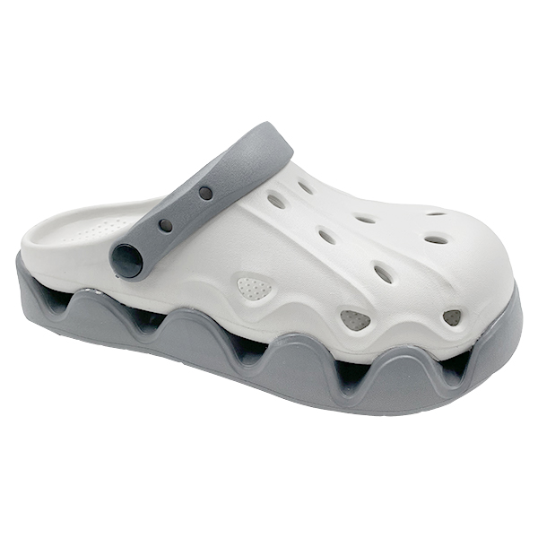 Baotou slippers for men in summer thick soled non slip lightweight sports and leisure sandals dual-use driving hole beach shoes