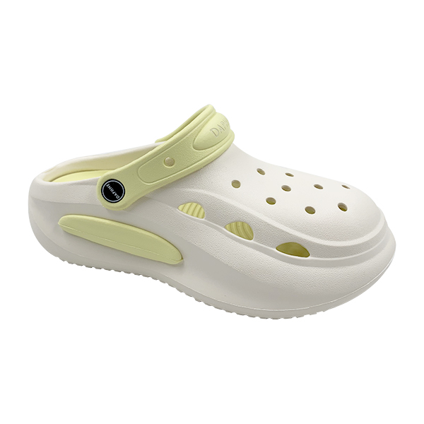 Cave shoes for women new summer outerwear with toe caps flip flops with a poop like feel dual-use beach sandals