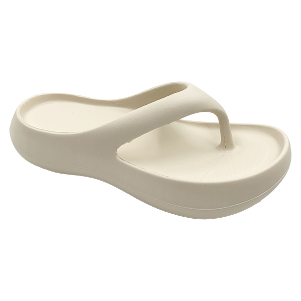 Women's beige thick bottom flip flops for summer wear non slip casual versatile beach sandals