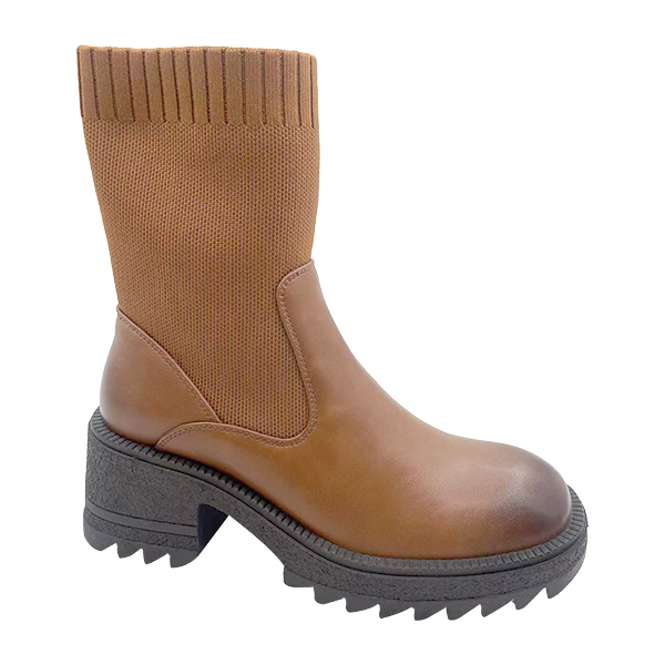 British style Martin boots women's winter loafers high heels small leather shoes thick heels short boots